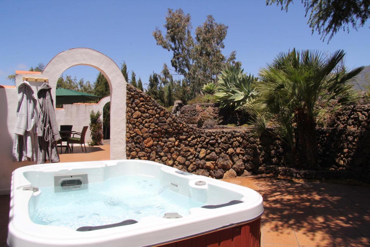 Casa Piedras Blancas With Private Garden Villa El Paso Exterior photo